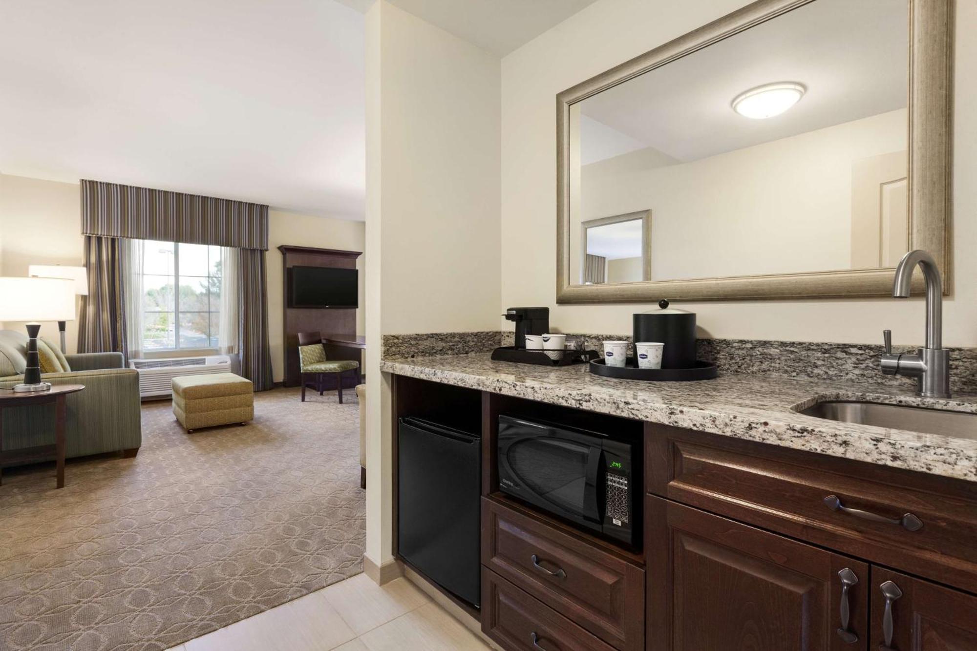 Hampton Inn & Suites Сан Бернардино Екстериор снимка