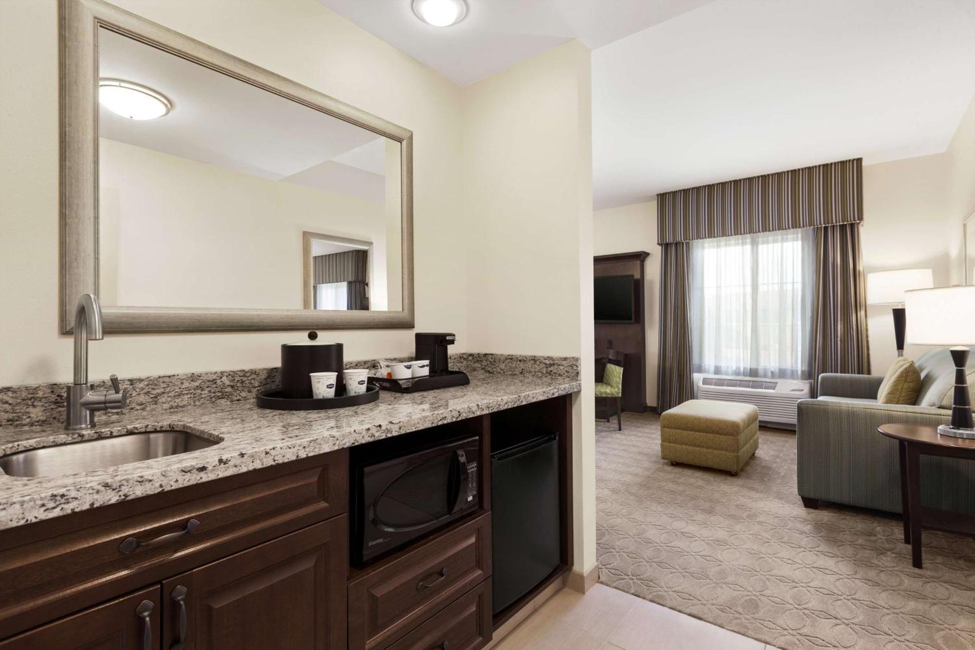 Hampton Inn & Suites Сан Бернардино Екстериор снимка